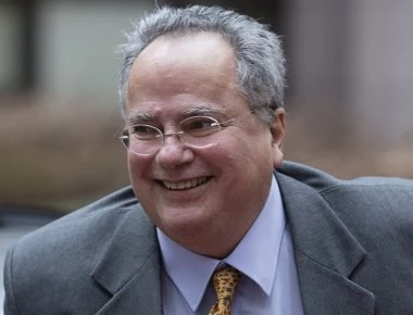 Αδιέξοδο ταξίδι Ν.Κοτζιά στα Σκόπια: Θέλουν να δώσουν το όνομα Μακεδονία αλλά... δεν τους αφήνουν οι Σκοπιανοί!